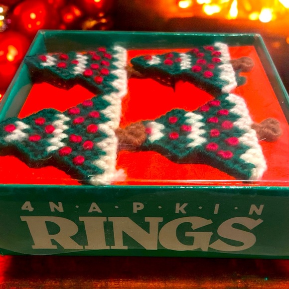 Vintage Cross-stitch Christmas Tree Napkin Rings Set Of 4 - Picture 2 of 2